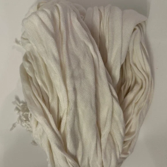 3 scarf bundle - Picture 6 of 14